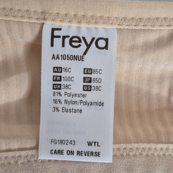 Freya Idol Underwire Moulded Balcony Seam Free T-Shirt Bra in Nude - Size 38C - Picture 13 of 16